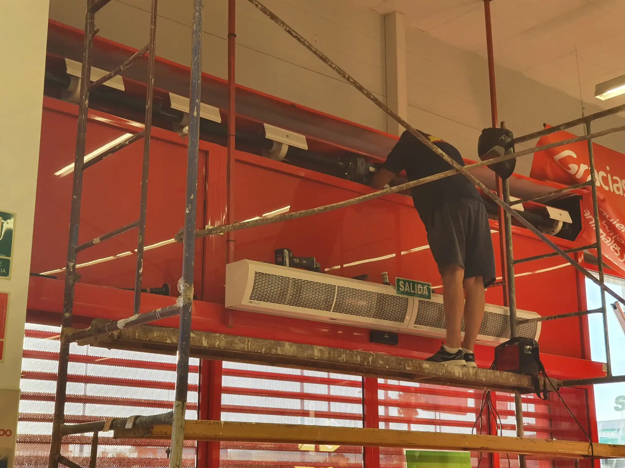 instalacion de puertas automaticas Alaquas